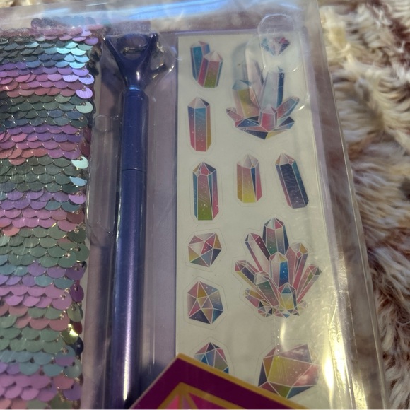 Go Glam Glitter Nails and My Sequin Diary Set - Picture 6 of 7